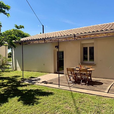 Maisonnette Avec Petite Foret Valreas Bagian luar foto