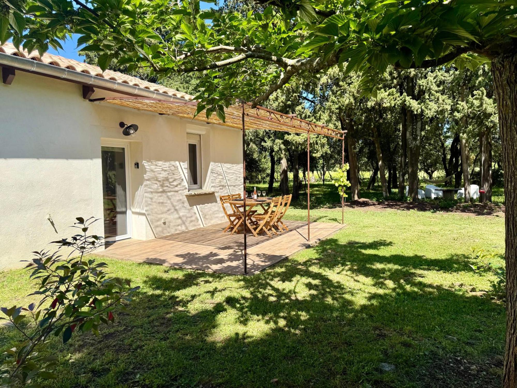Maisonnette Avec Petite Foret Valreas Bagian luar foto
