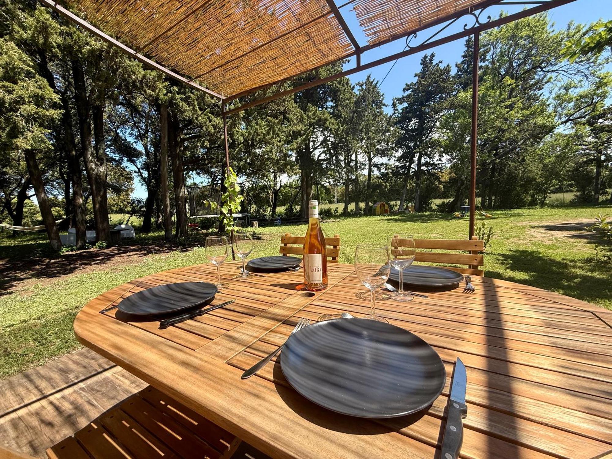 Maisonnette Avec Petite Foret Valreas Bagian luar foto